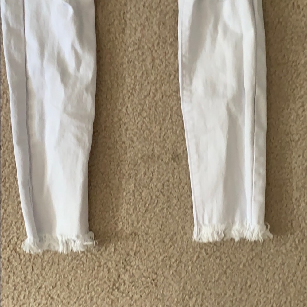 too small - Picture 3 of 3